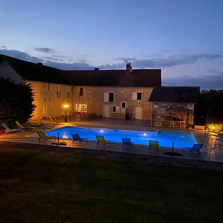 Appartement Loveyou Villalunoterie Futuroscope Piscine 4pers Oyre